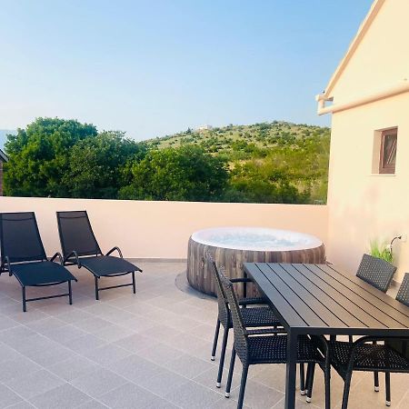 Apartman Nina Posedarje Buitenkant foto