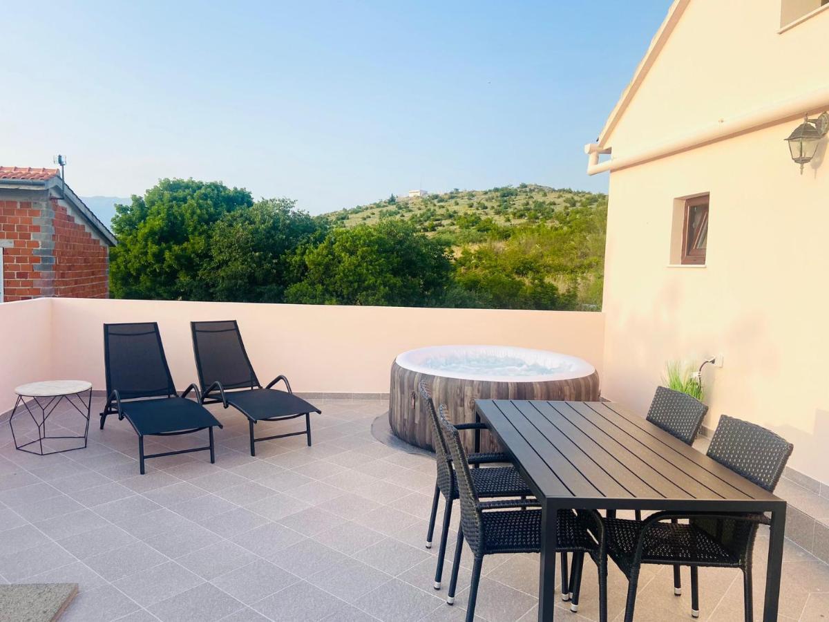 Apartman Nina Posedarje Buitenkant foto